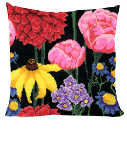 Tyynynpäällinen Keskiyön kukkia