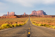 Canvas-taulu | Akustiikkataulu Road to the Monument Valley 2096