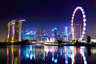Canvas-taulu | Akustiikkataulu Singapore Flyer ja pilvenpiirtäjät 1700