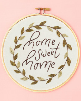 Kirjontapakkaus Taulu Home Sweet