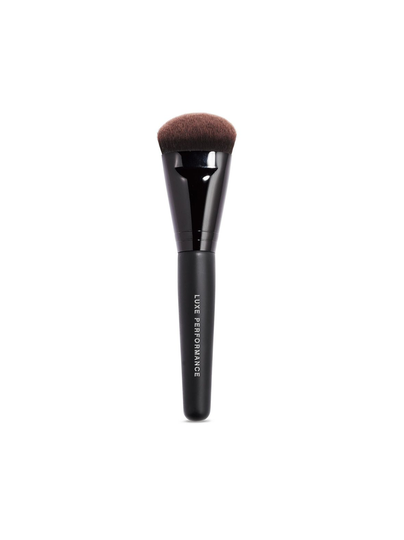 Luxe performance brush -meikkivoidesivellin